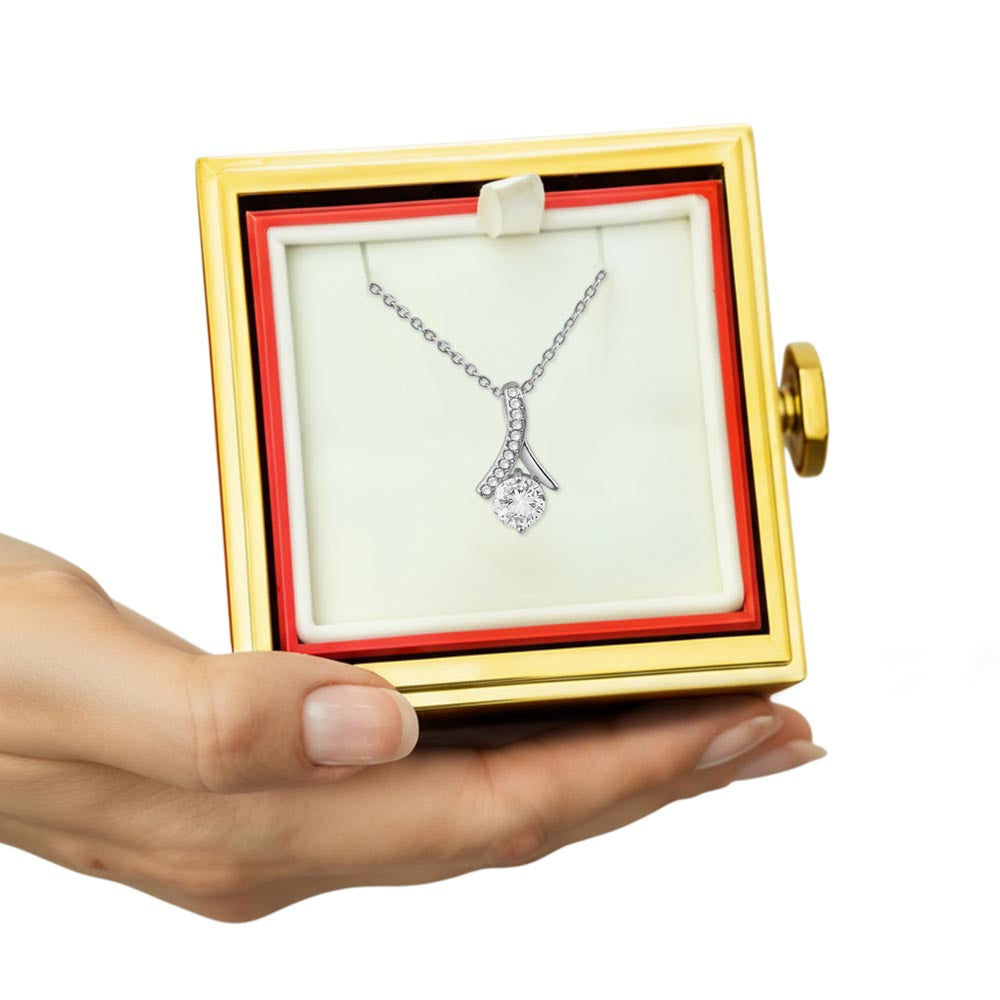The Luxurious Box with a Rose that never Fades
